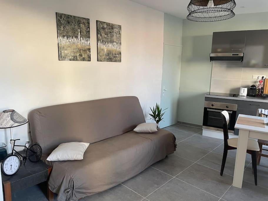 Apartament Sur La Route Des Vignerons Courthézon Zewnętrze zdjęcie