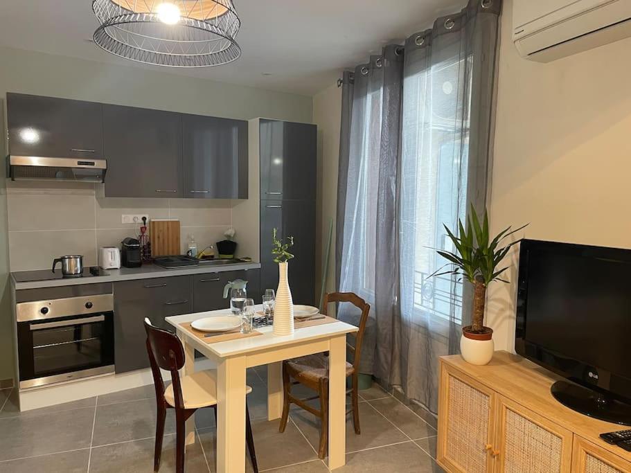 Apartament Sur La Route Des Vignerons Courthézon Zewnętrze zdjęcie